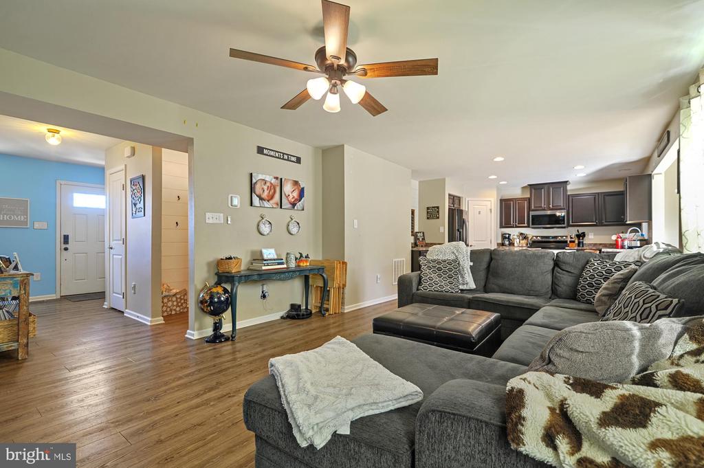 809 COLDWATER DRIVE