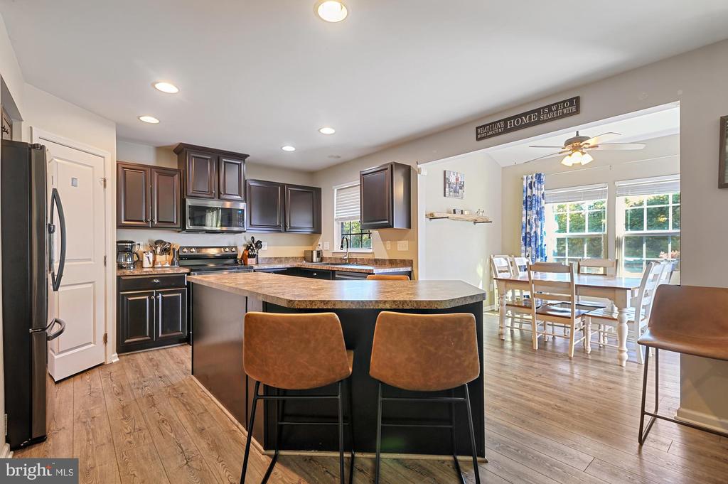 809 COLDWATER DRIVE