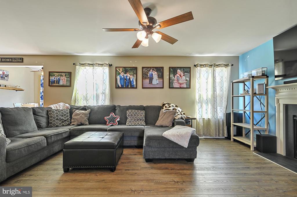 809 COLDWATER DRIVE