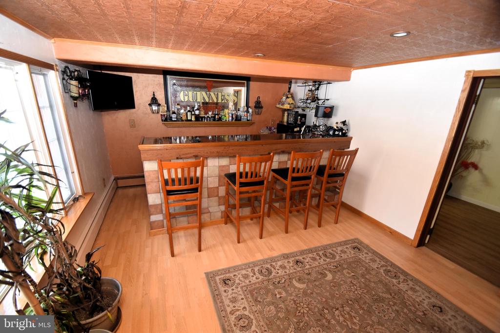 212 WEDGEWOOD ROAD
