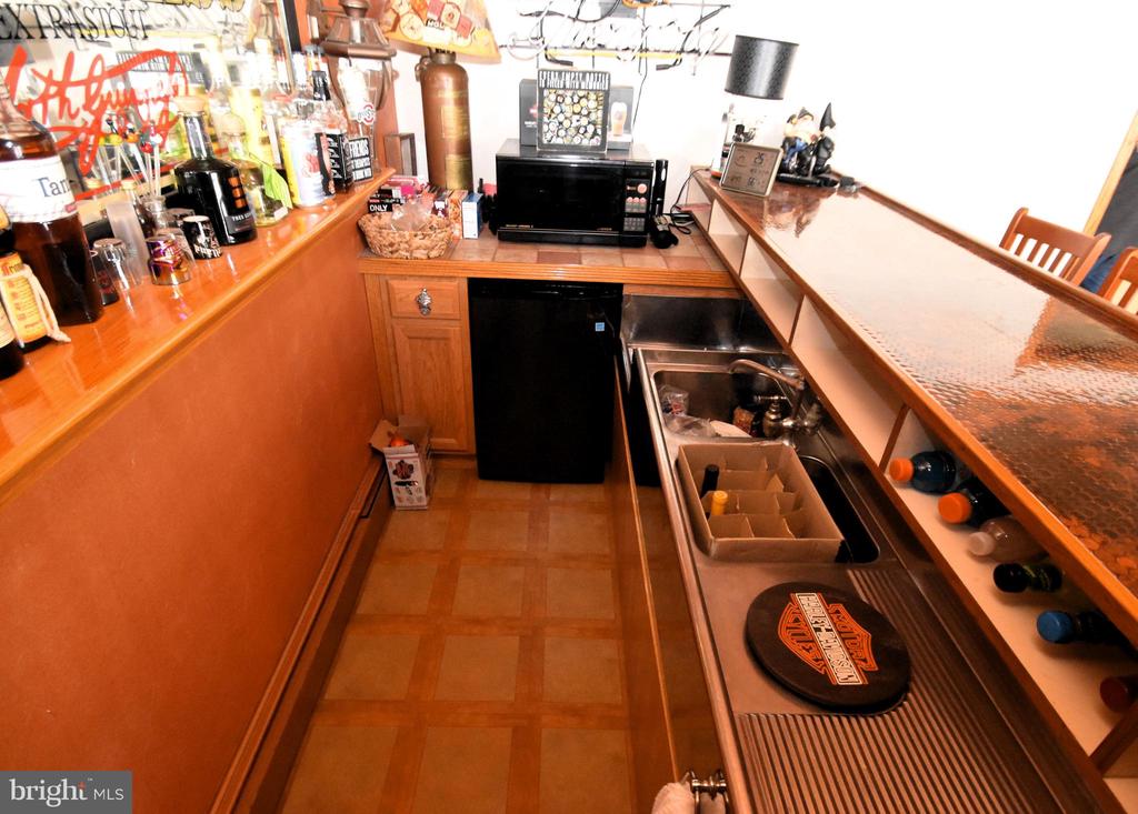 212 WEDGEWOOD ROAD