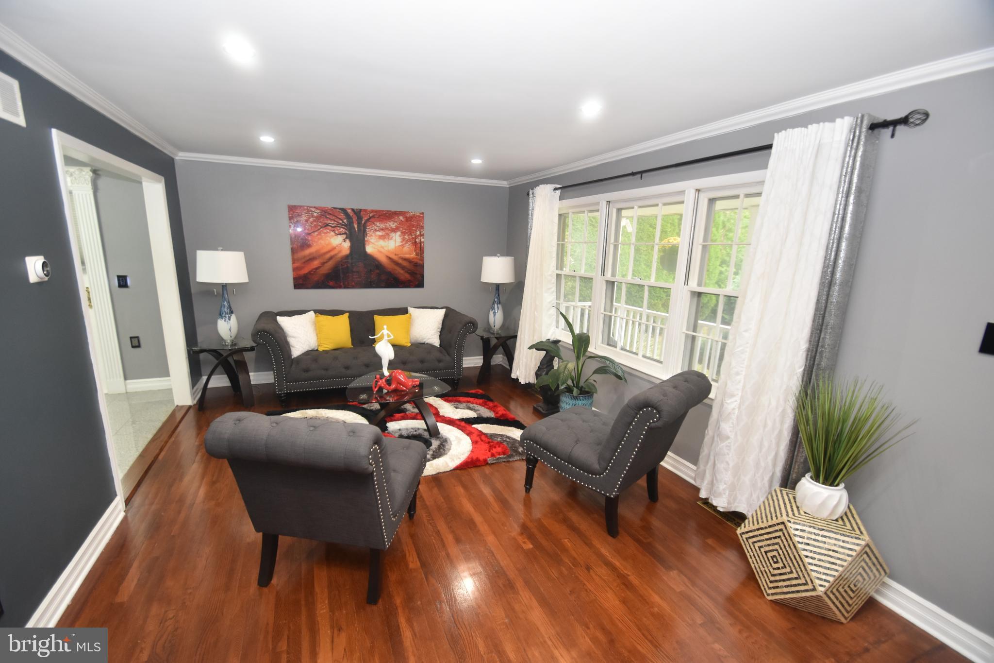 145 W RUTHERFORD