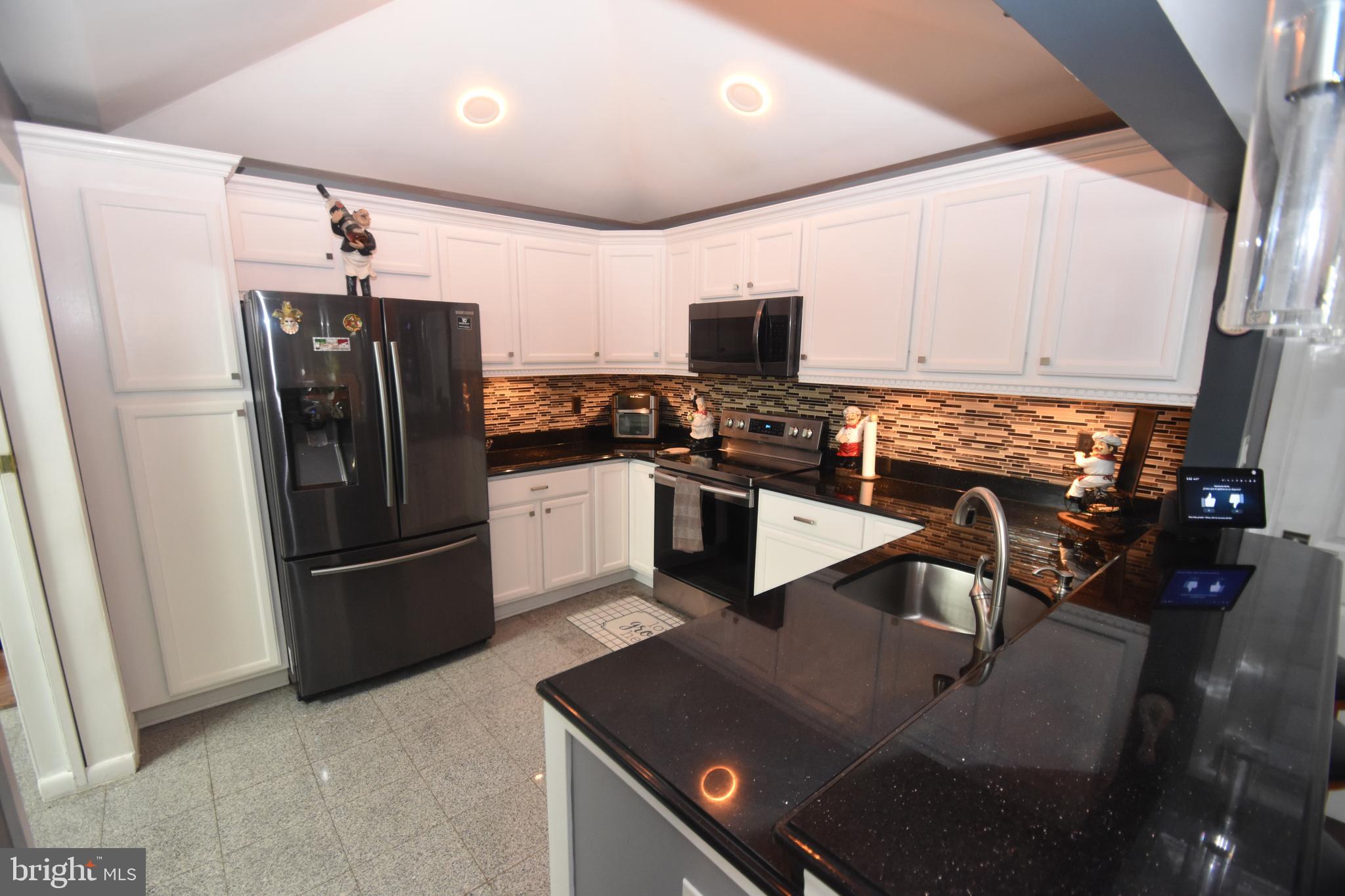 145 W RUTHERFORD
