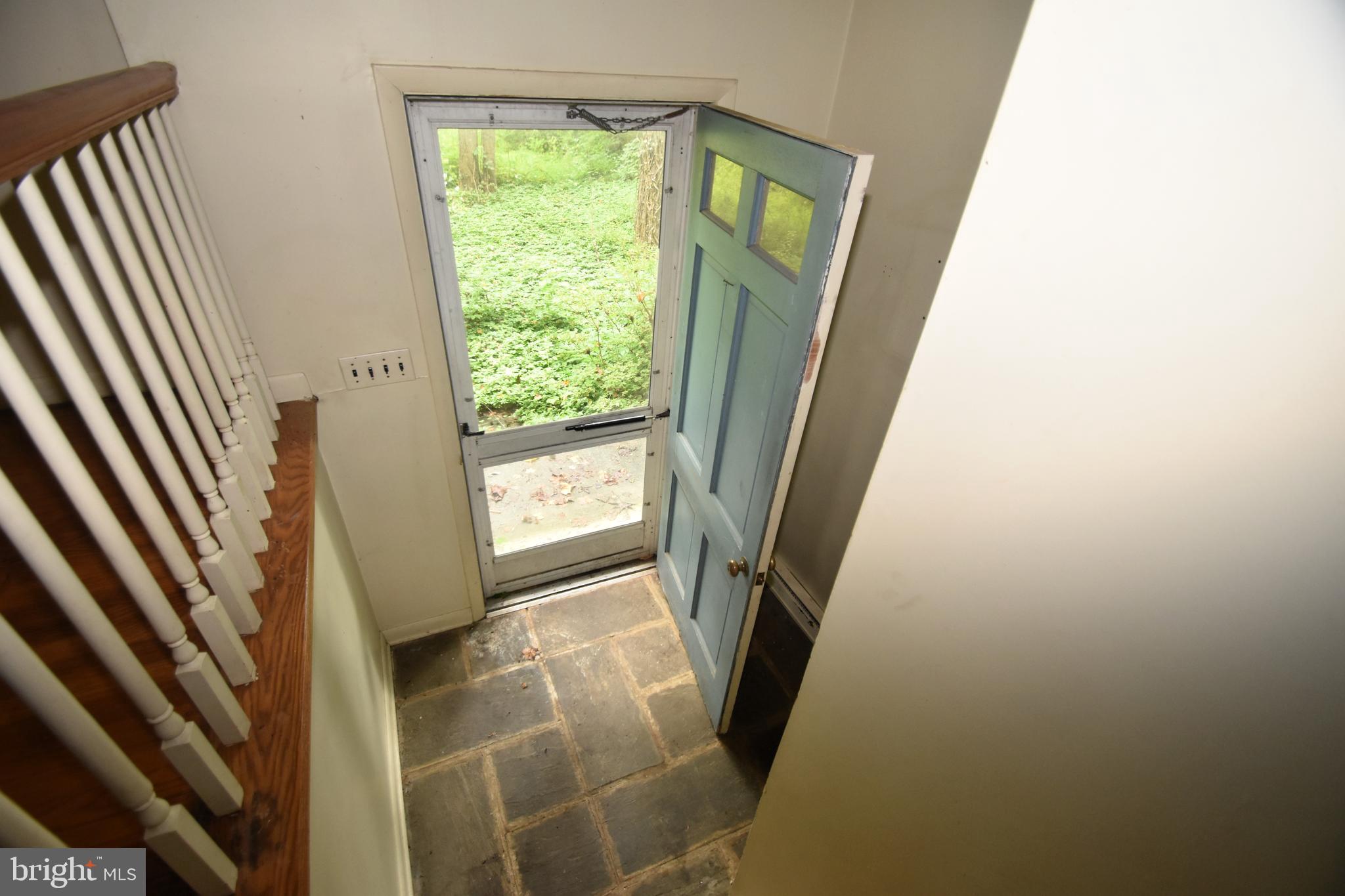 668 ARBOUR DRIVE