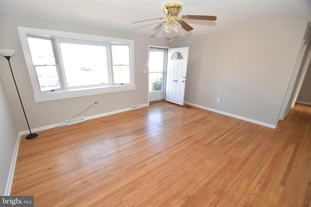 1105 RALPH ROAD