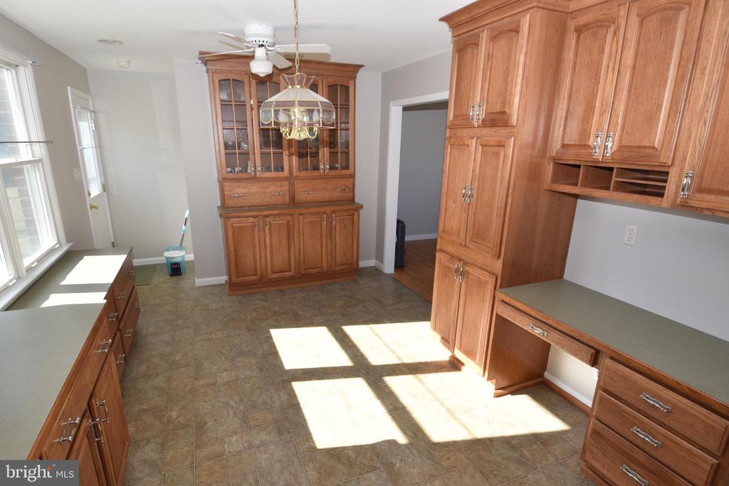 1105 RALPH ROAD