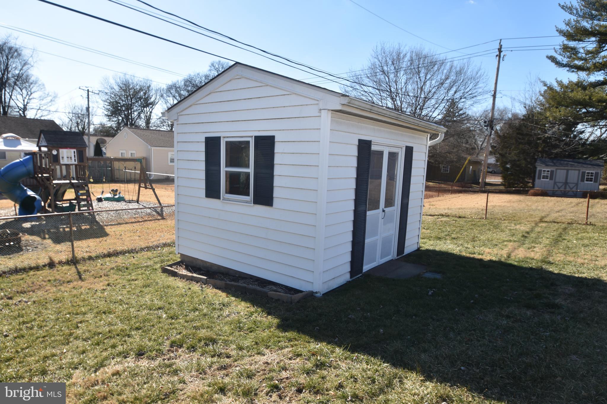1105 RALPH ROAD