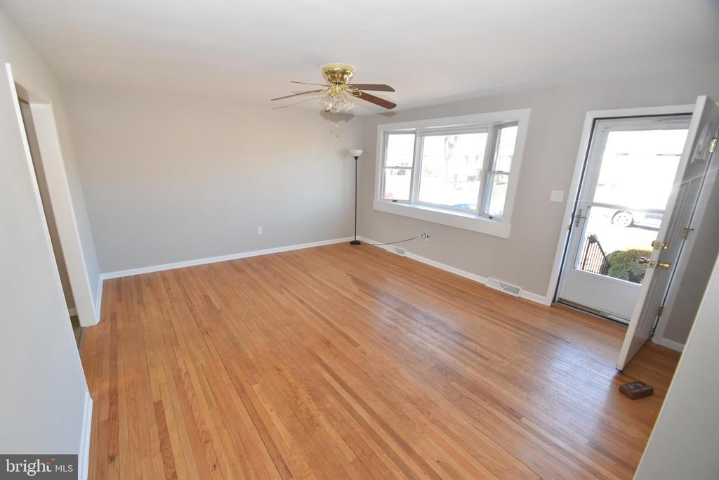 1105 RALPH ROAD