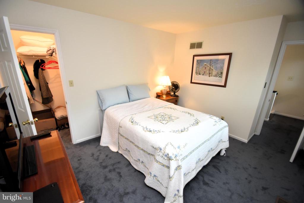 118 RED PINE CIRCLE