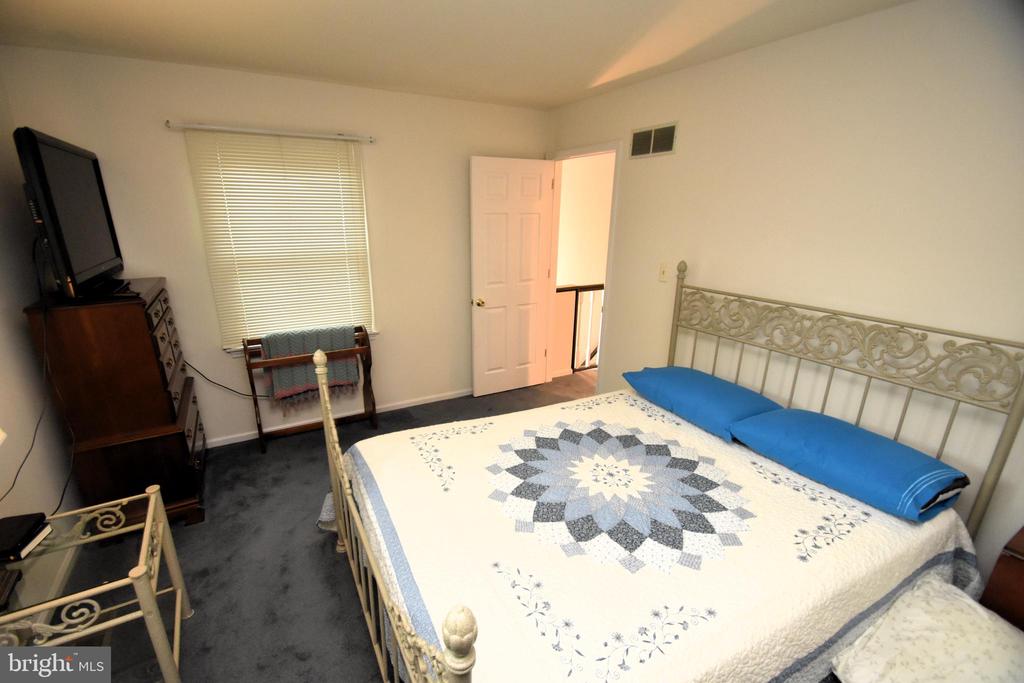 118 RED PINE CIRCLE