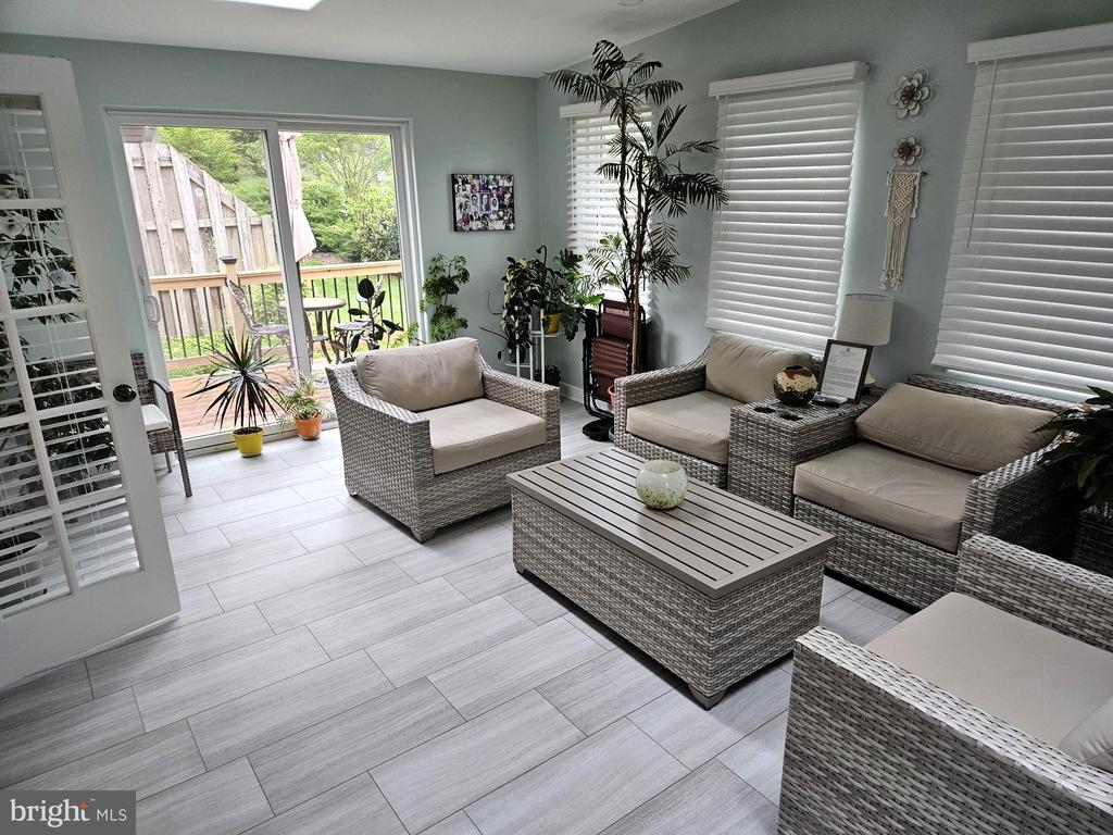 118 RED PINE CIRCLE