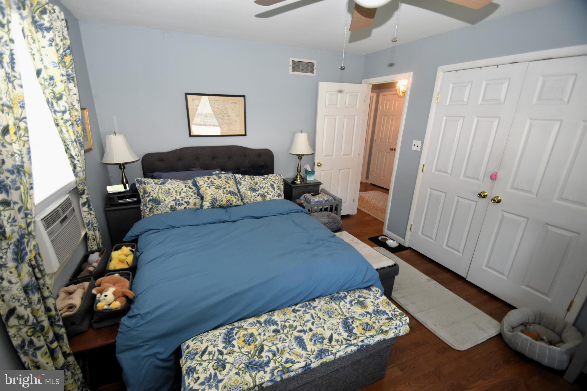 10 CASIMIR COURT