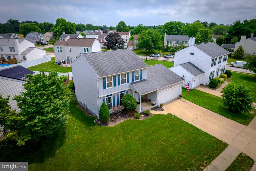 17 W VIOLETTE DRIVE