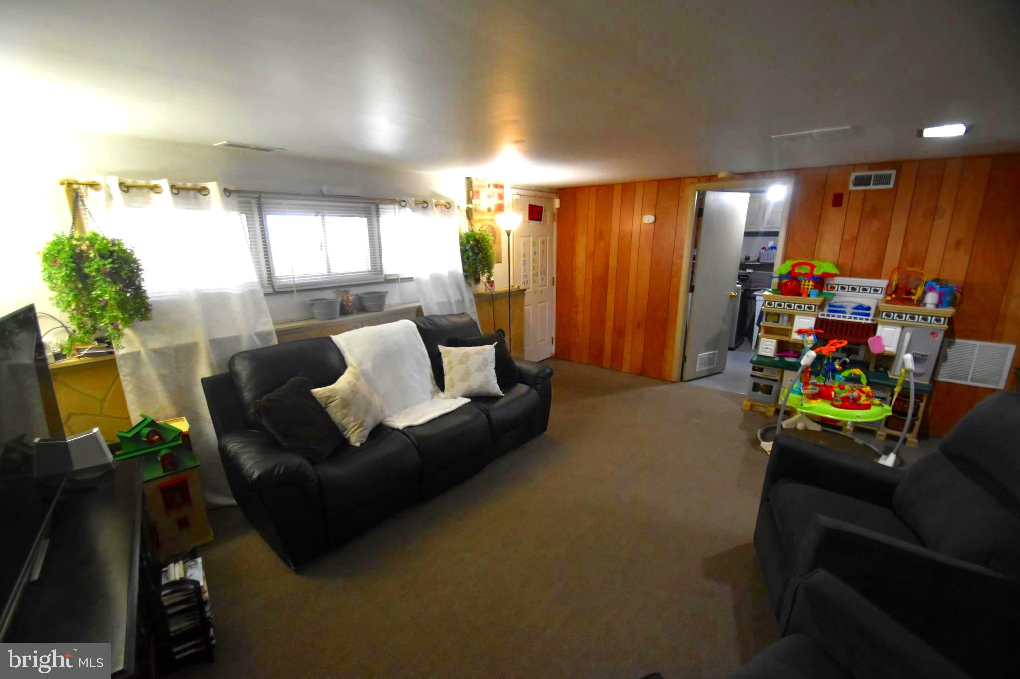 3 GRANVILLE LANE