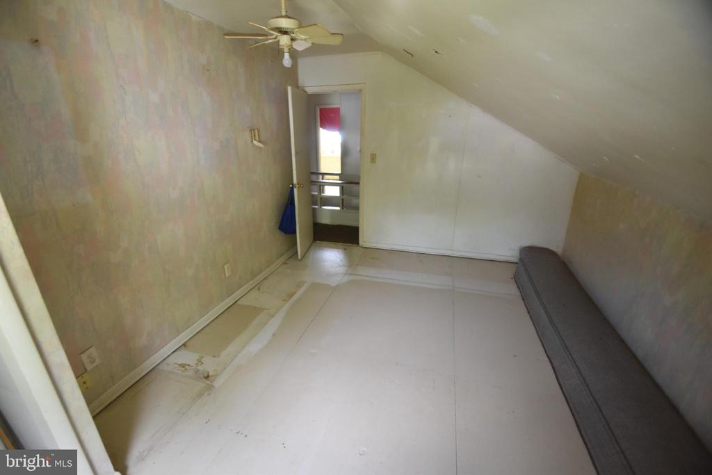2038 MARSH ROAD