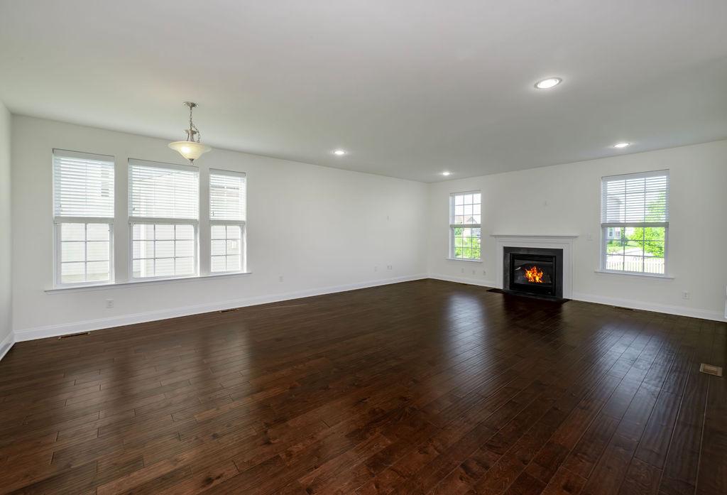 2707 HENRY MOORE LANE