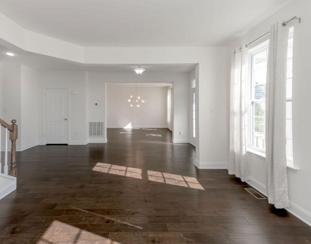 2707 HENRY MOORE LANE