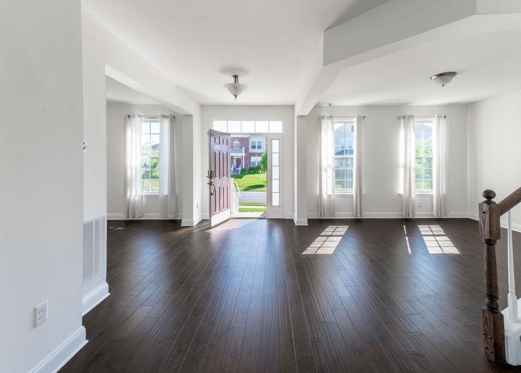 2707 HENRY MOORE LANE