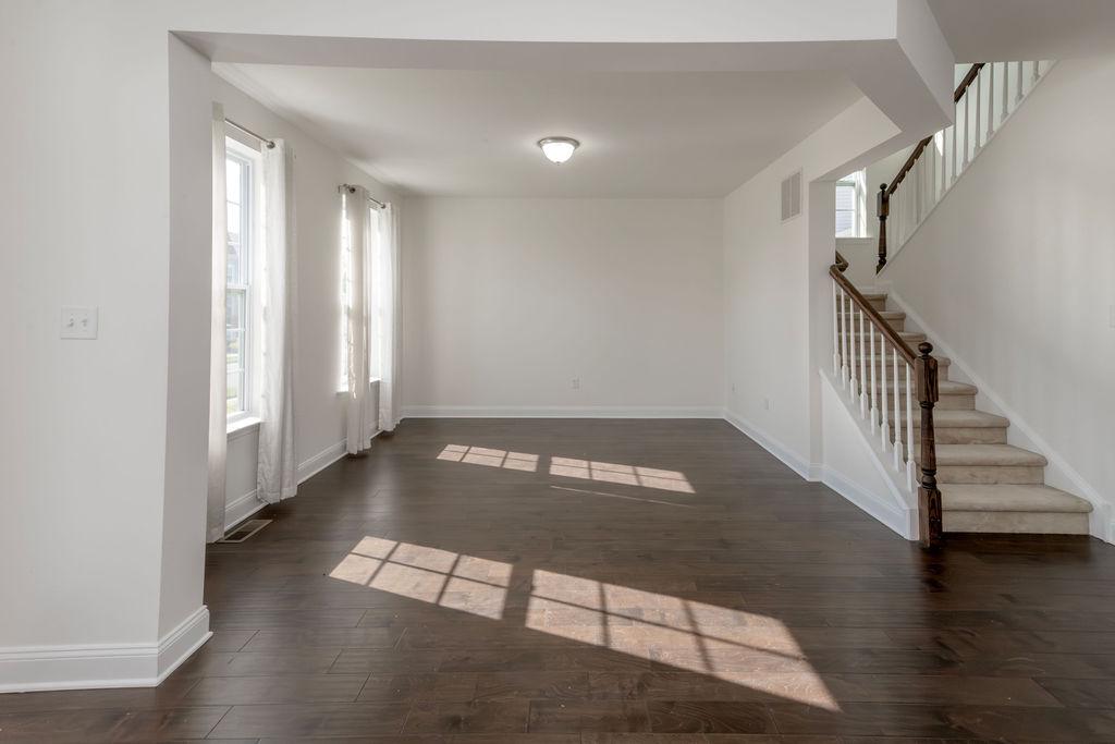 2707 HENRY MOORE LANE