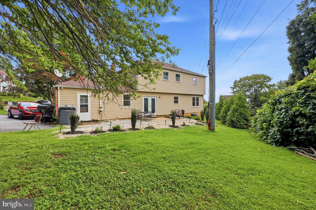 105 CHESTNUT AVENUE