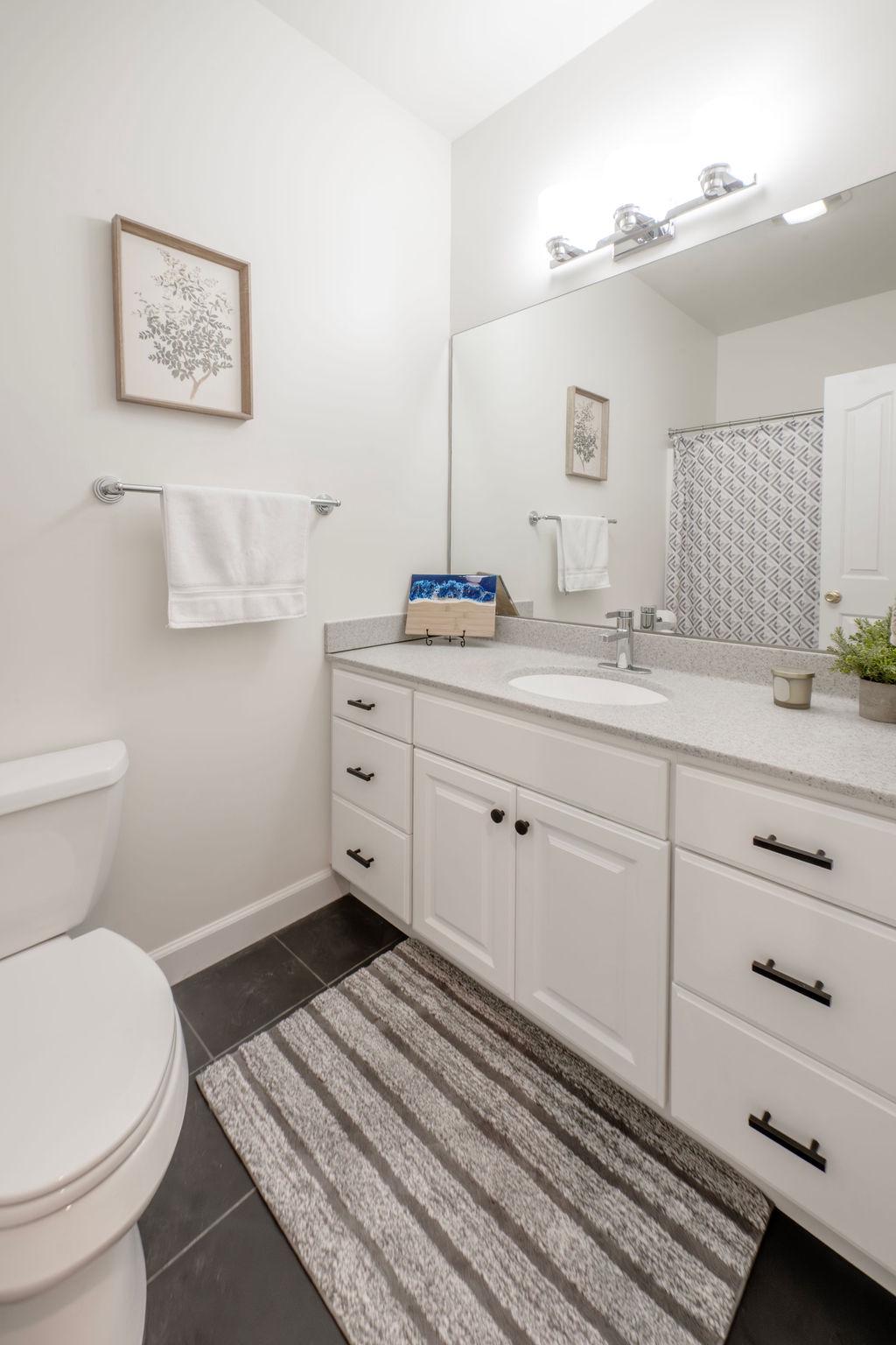 2 SMITHFIELD COURT 103