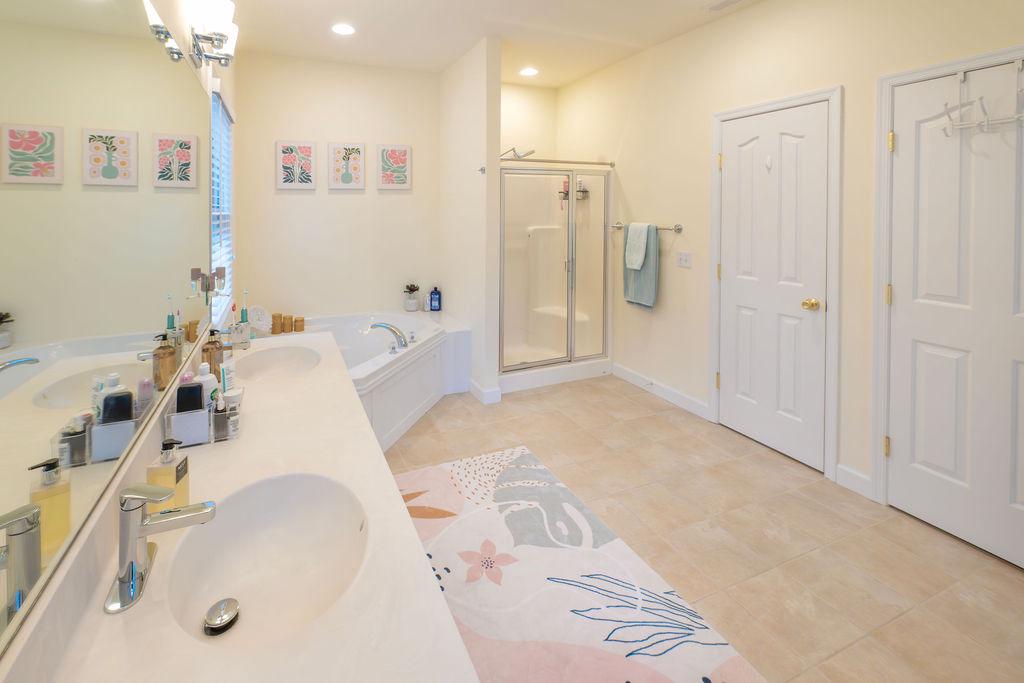 2 SMITHFIELD COURT 103
