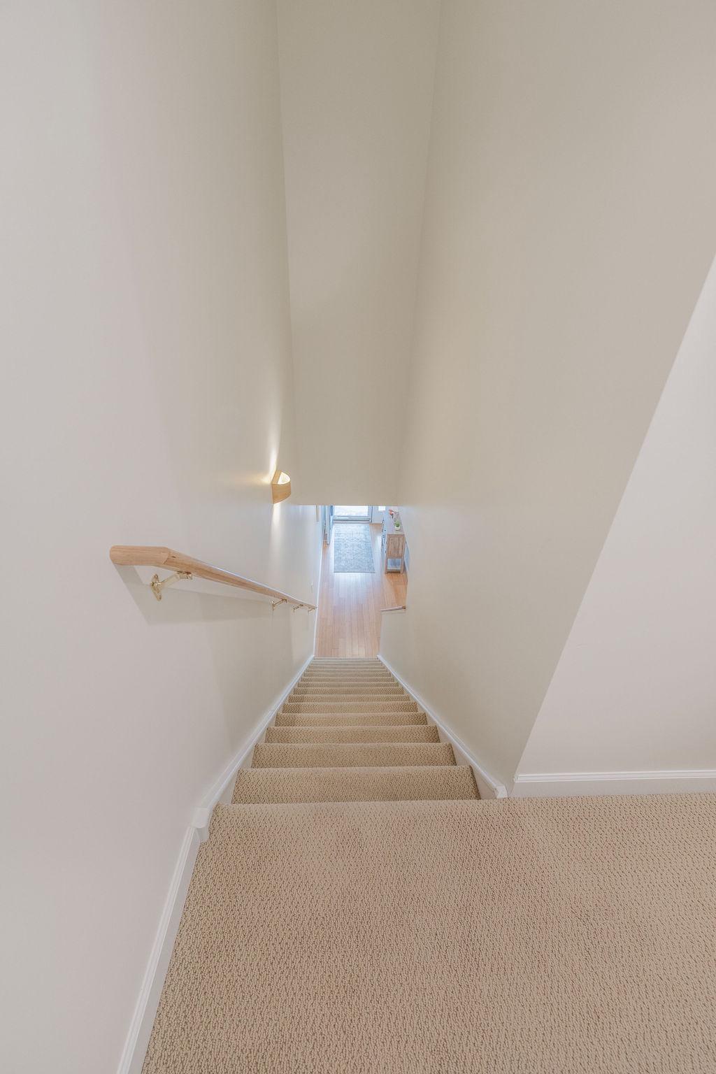 2 SMITHFIELD COURT 103