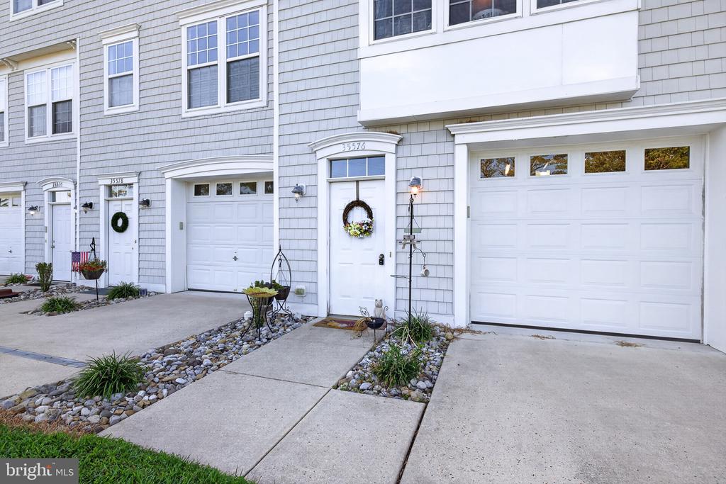 35576 N GLOUCESTER CIRCLE Unit: B13