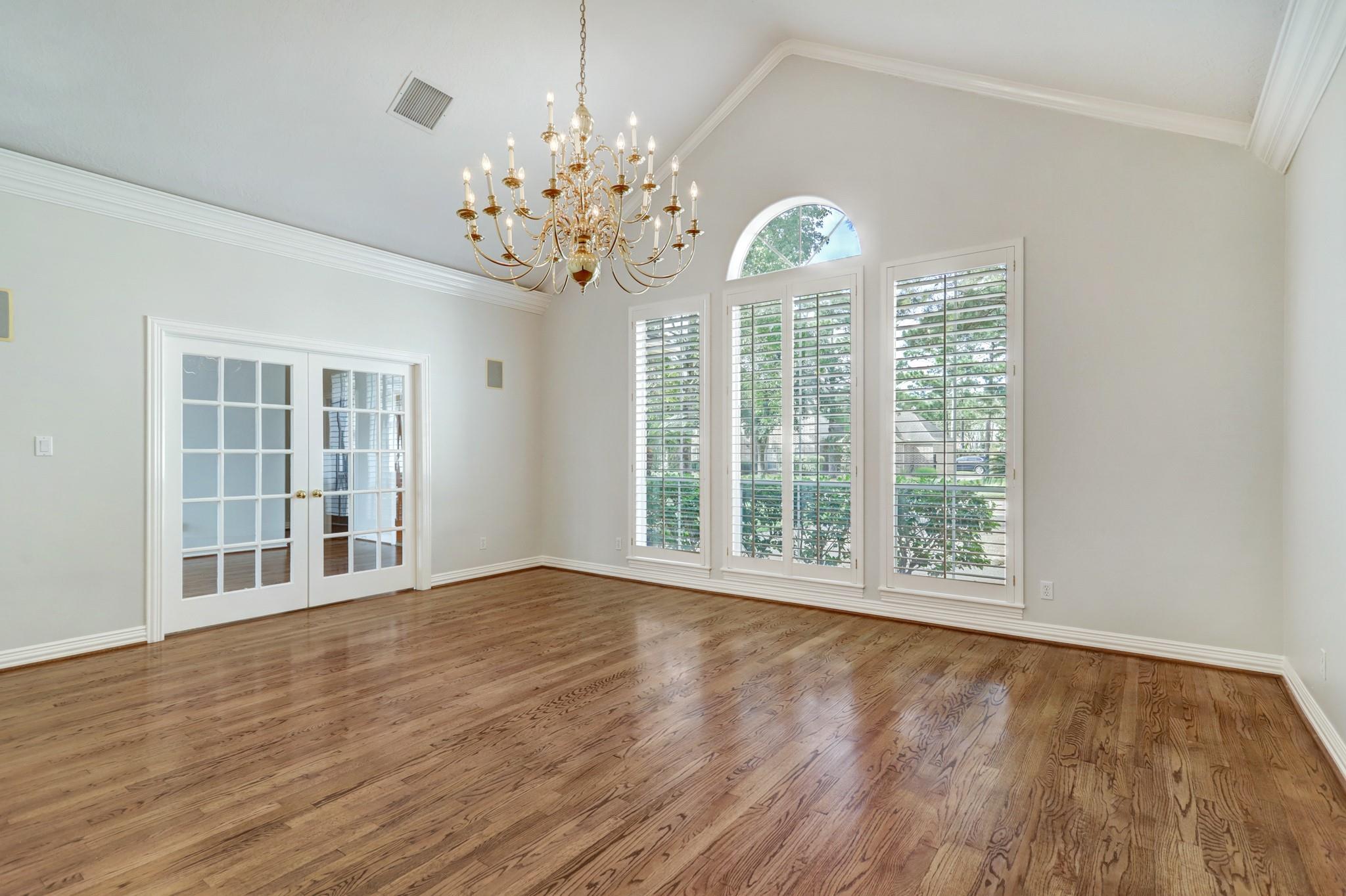 13419 Amber Queen Lane