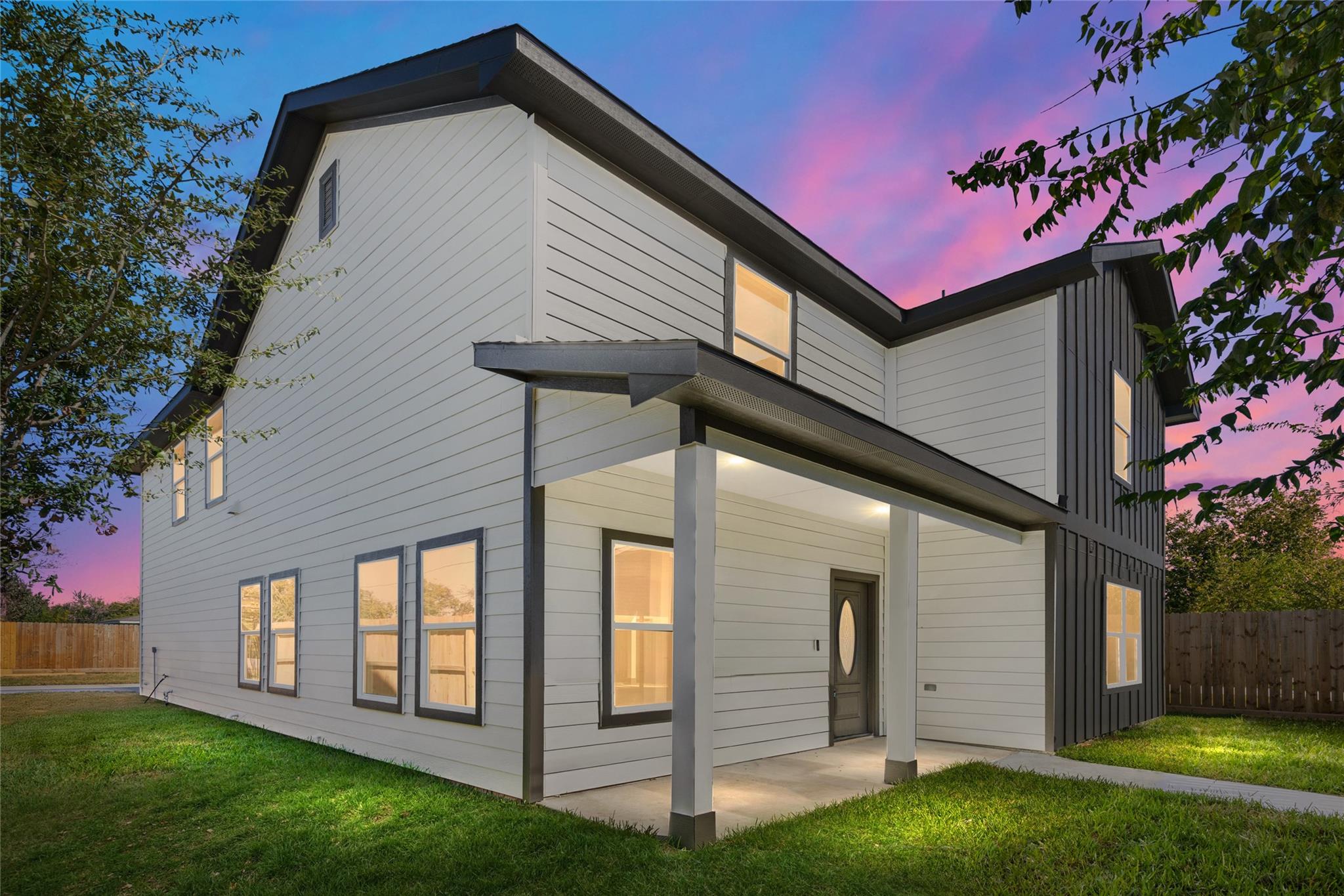 813 Barbara Mae Street