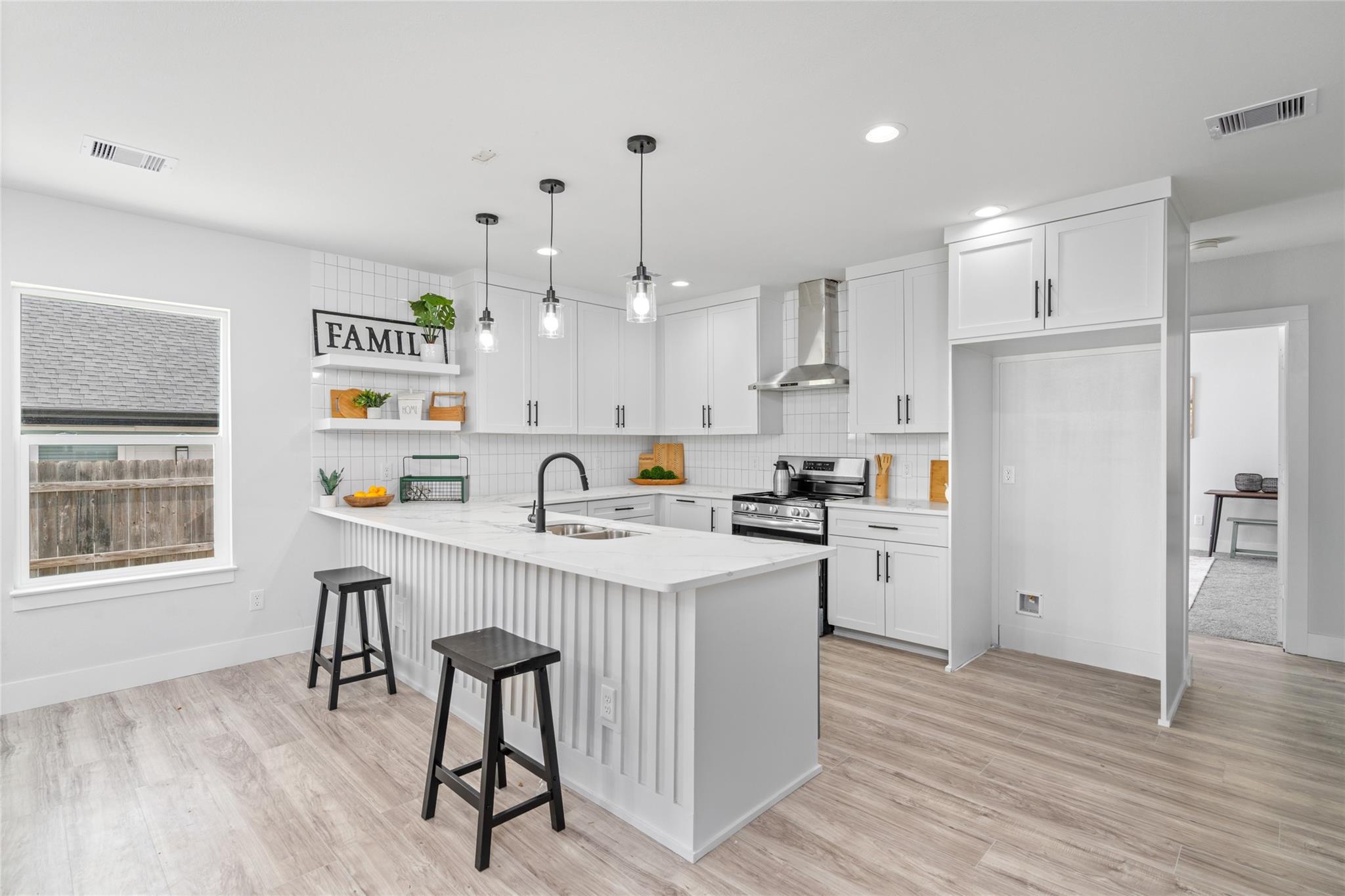 7422 Mckinney Street