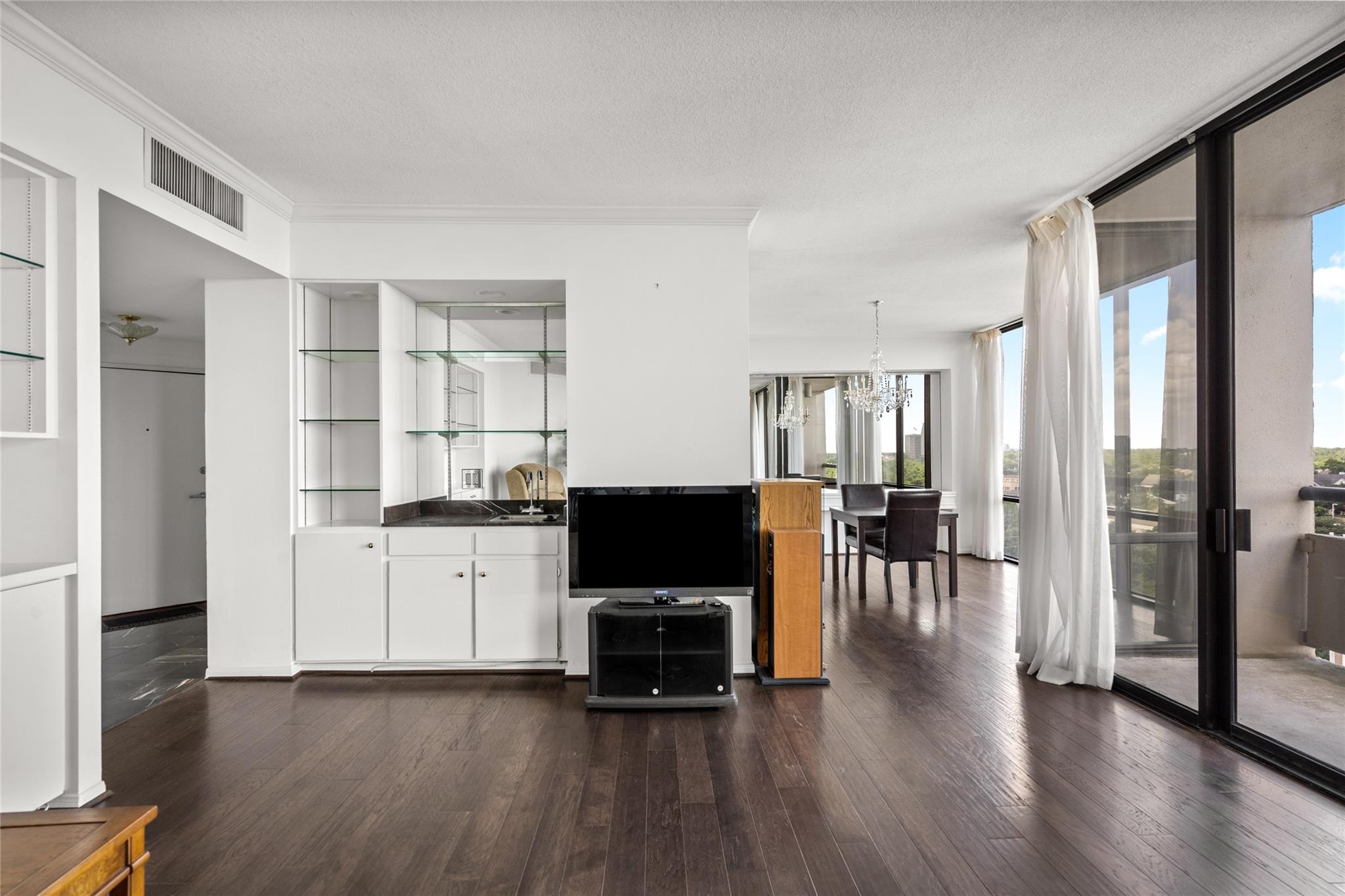 1111 Bering Drive # 805