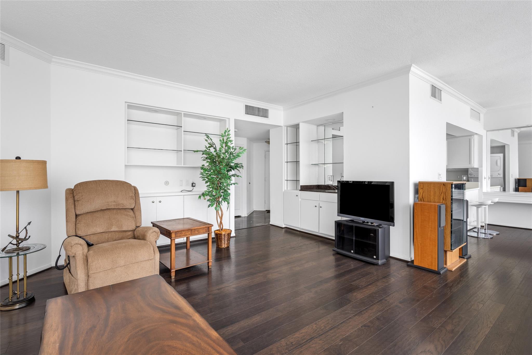 1111 Bering Drive # 805