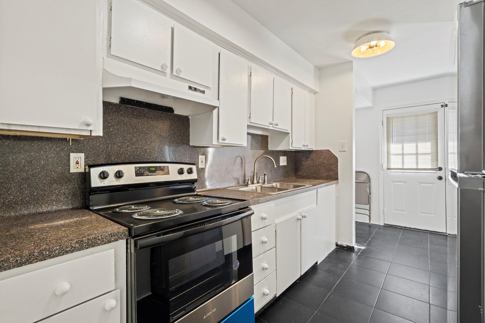 9303 Hammerly Boulevard # 1002