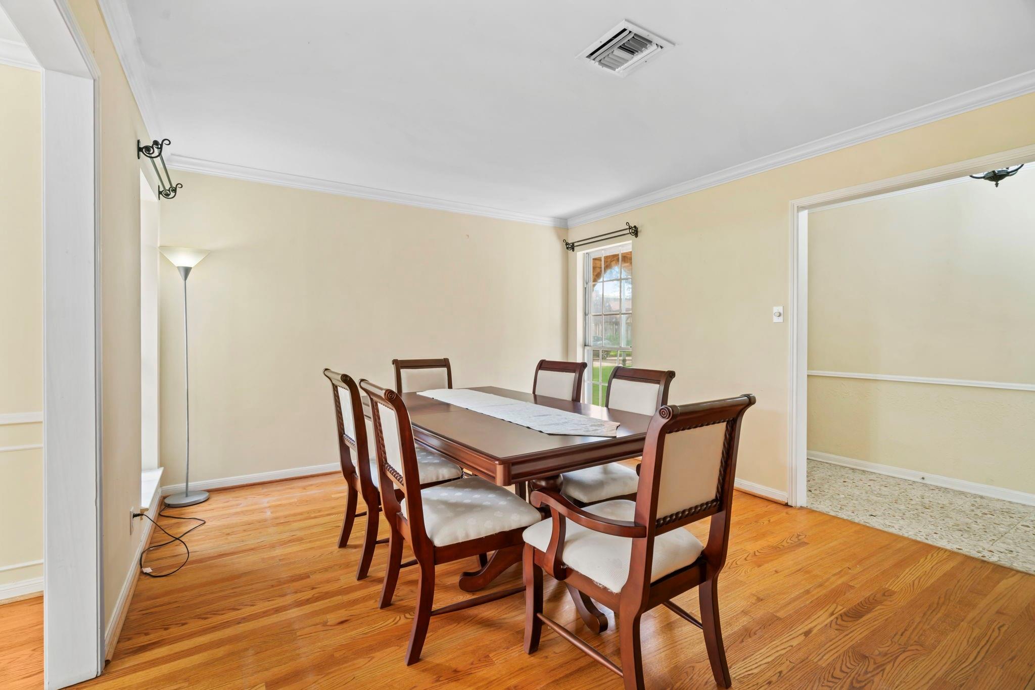 2731 Manila Lane