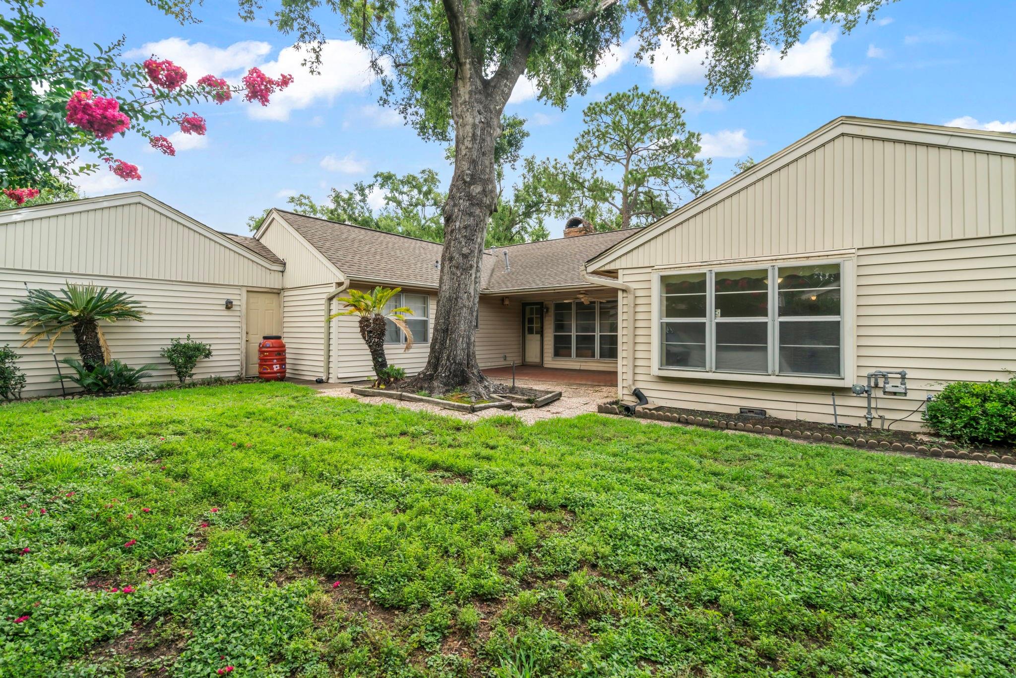 2731 Manila Lane