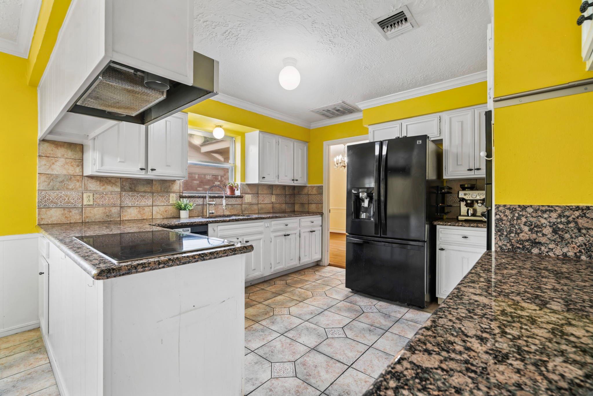 2731 Manila Lane