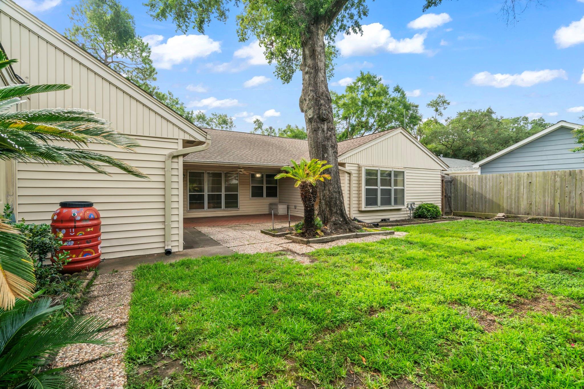 2731 Manila Lane