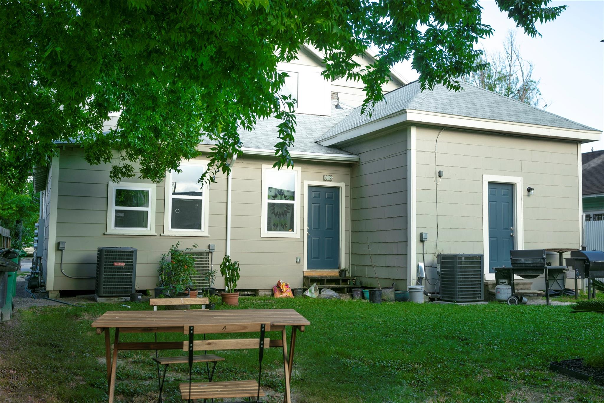 210 Burr Street