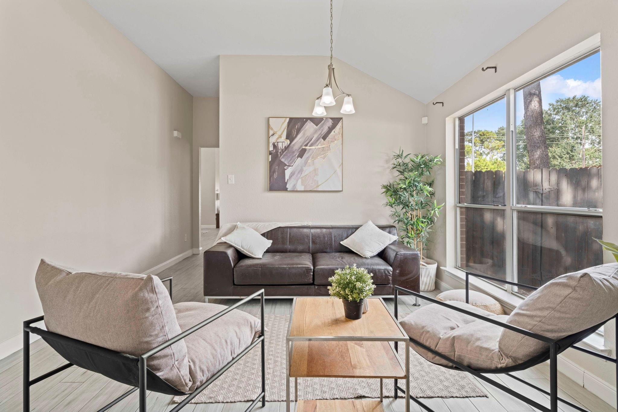 2402 Deerfield Drive