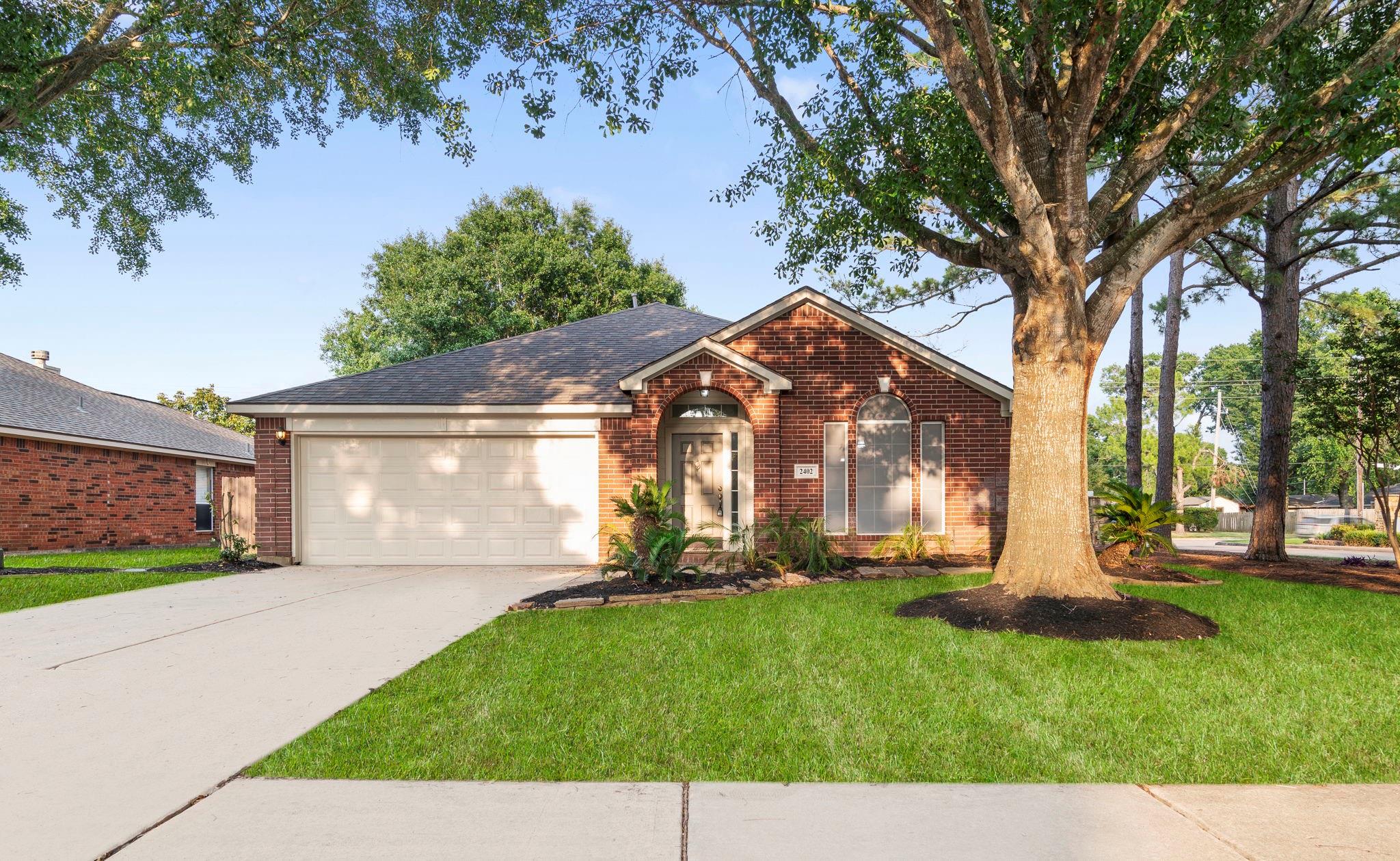 2402 Deerfield Drive