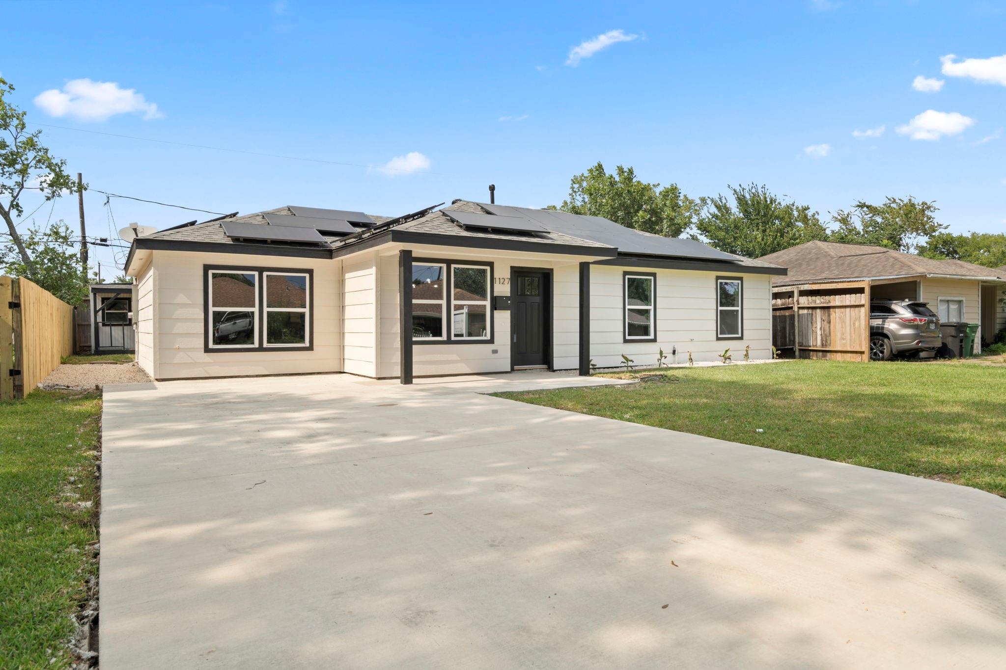 1127 Roper Street