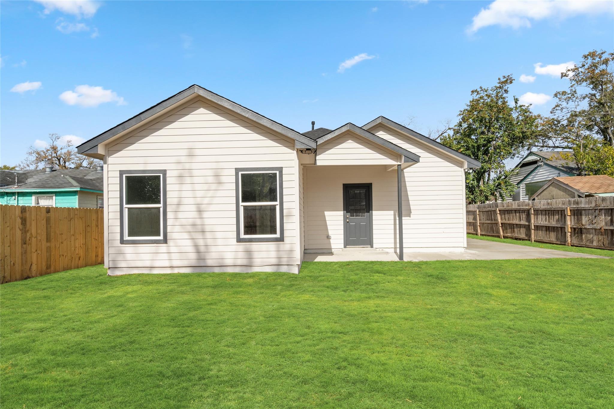 8056 Meadowbrook Drive