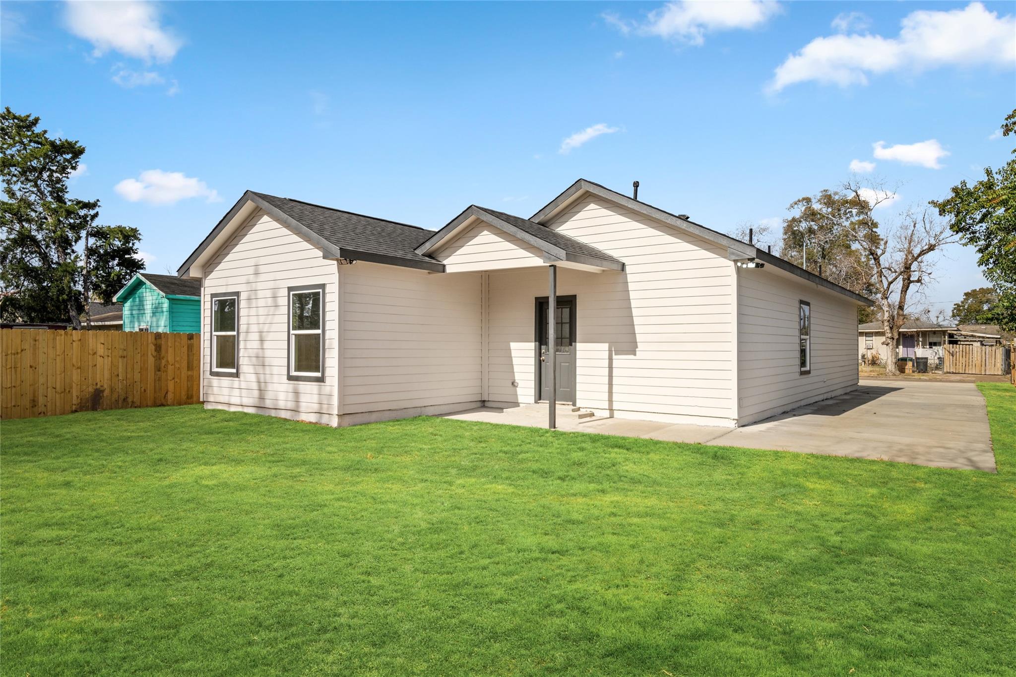 8056 Meadowbrook Drive