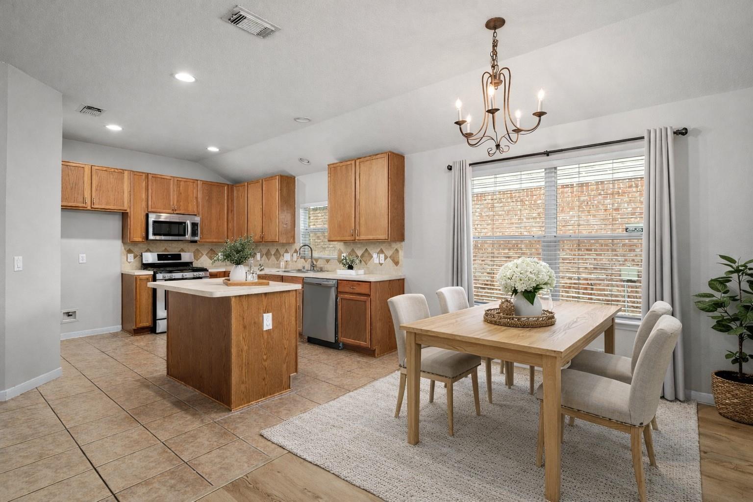 16527 Aberdeen Green Drive