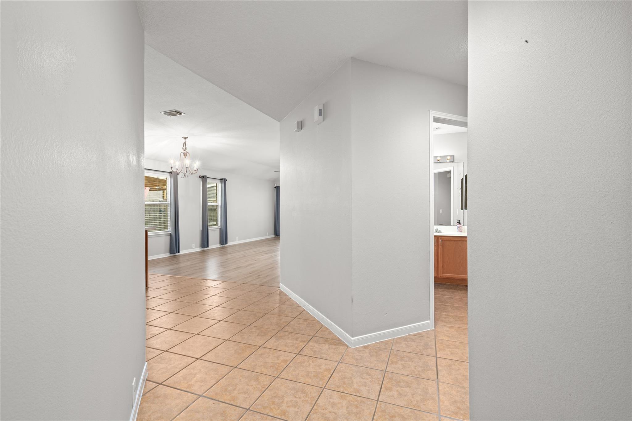 16527 Aberdeen Green Drive