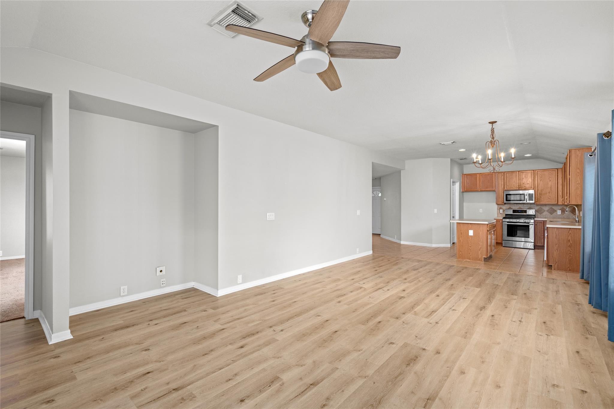 16527 Aberdeen Green Drive