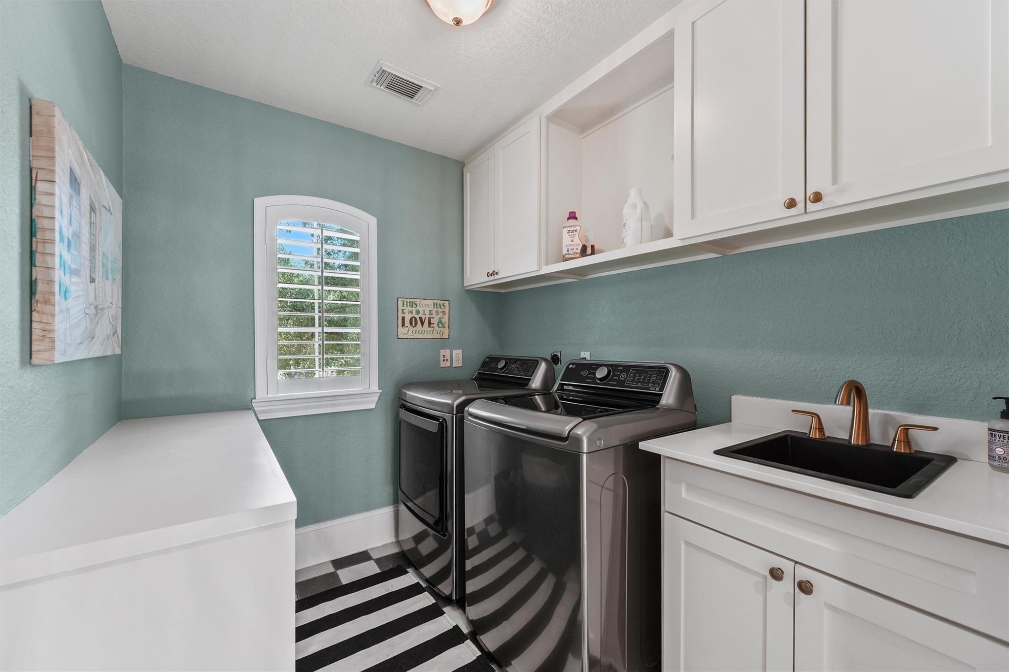 22415 Elizabeth Place Court