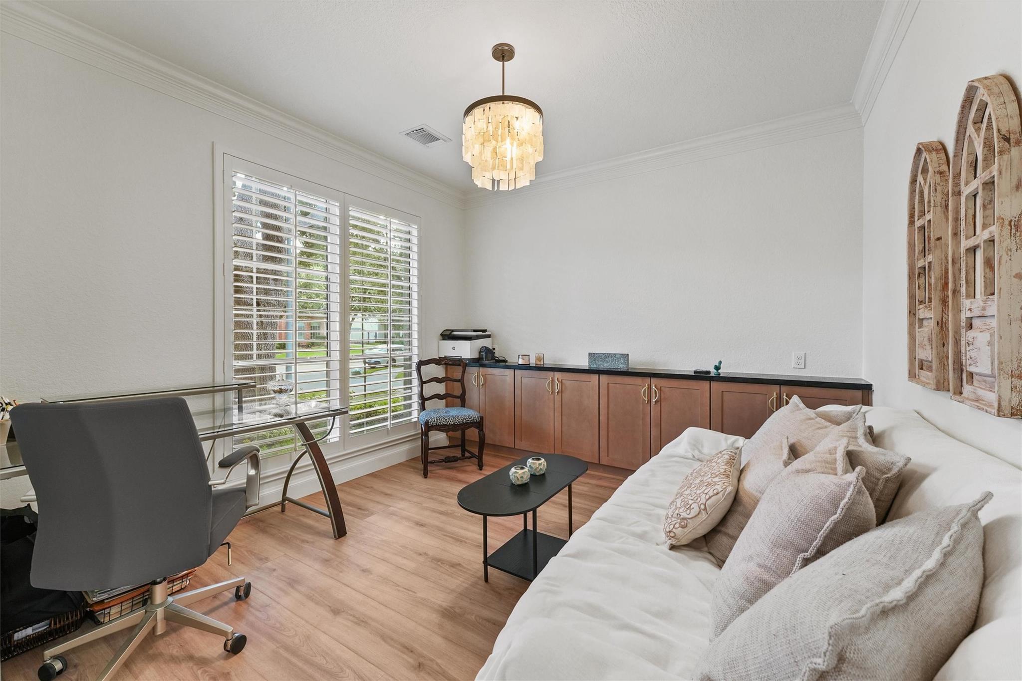 22415 Elizabeth Place Court