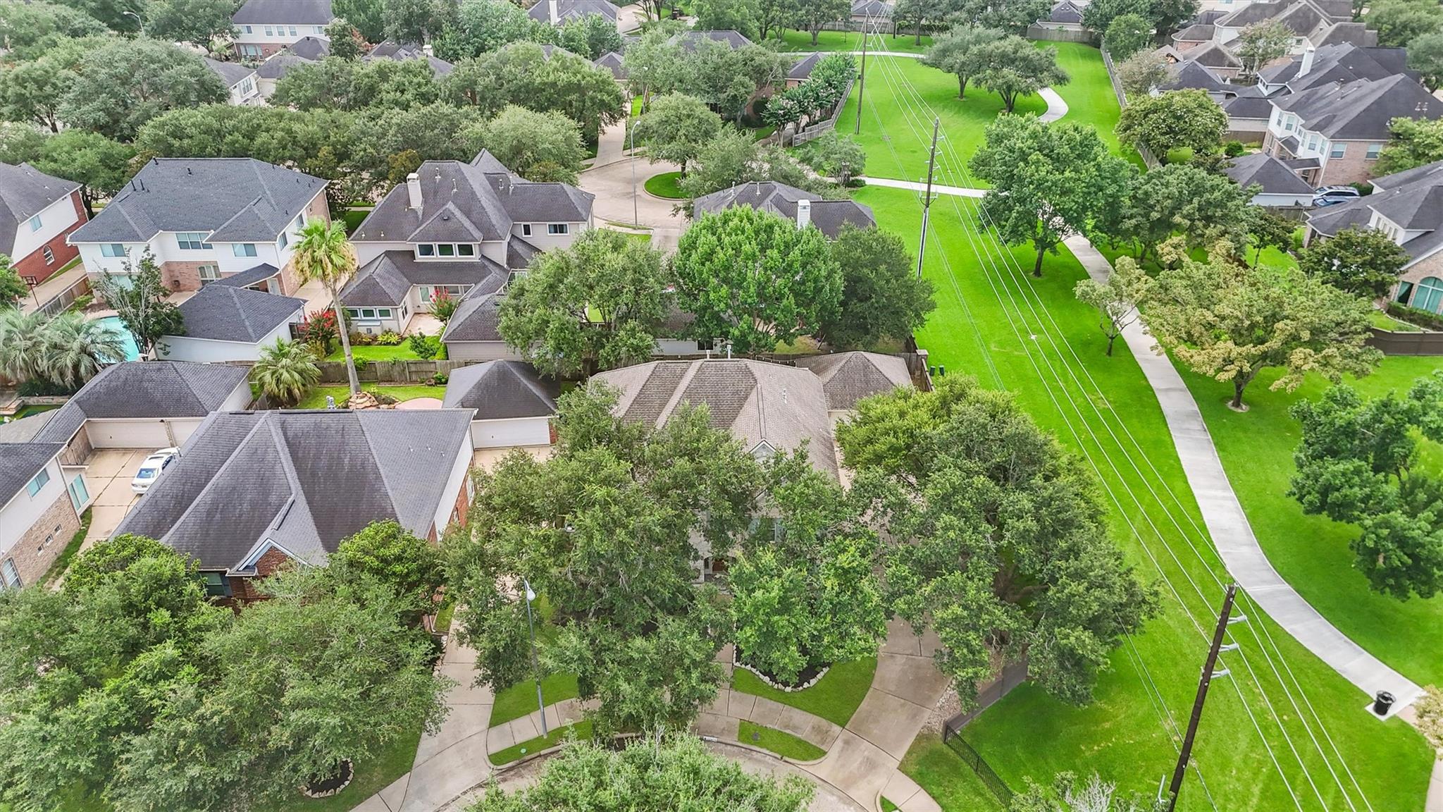 22415 Elizabeth Place Court